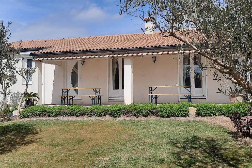 Villa L'Estel En Campagne Avec Piscine Privee Proche Arles Et Avignon Tarascon Buitenkant foto