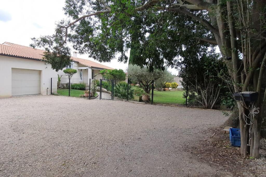 Villa L'Estel En Campagne Avec Piscine Privee Proche Arles Et Avignon Tarascon Buitenkant foto